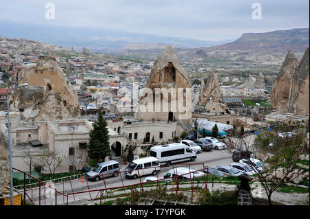 La ville de Göreme, dans la région de Turquie Cappadoica Banque D'Images