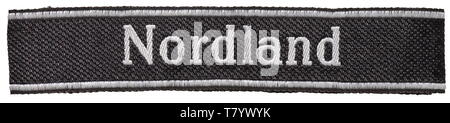 Un sleeveband "Nordland" des hommes enrôlés/sous-officiers de la SS-Infanterie-Regiment, plus tard SS-Panzer-Grenadier-Regiment de la 5e SS-Panzerdivision "Wiking". Noir et argent-gris type BeVo avec extrémités cousues. Non émis. Longueur 48 cm., historique, historique du 20e siècle, années 1930, années 1940, Secret Service, service de sécurité, les services secrets, les services de sécurité, police, armée, forces armées, NS, le National-socialisme, le Nazisme, Troisième Reich, l'Empire allemand, l'Allemagne, l'ustensile, pièce de l'équipement, les ustensiles, objet, objets, alambics, clipping, coupures, cut out, cut-out, cut-outs, le fascisme, fascistes, Editorial-Use-seulement Banque D'Images