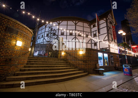 Londres, Royaume-Uni - 1er avril 2019 : une vue de la reconstruction de l'historique Théâtre du Globe - un théâtre élisabéthain associés à William Shakespeare Banque D'Images