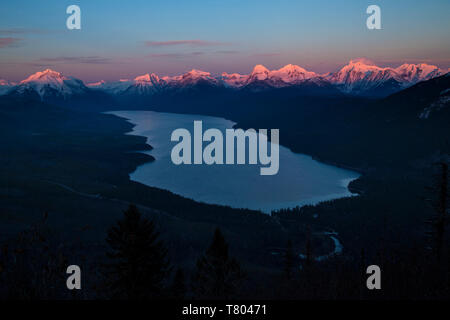 Coucher du soleil dans le Glacier NP Banque D'Images