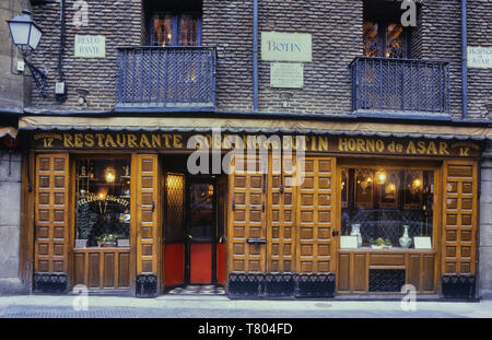 Sobrino de Botín restaurant, Madrid, Espagne. Circa 1980 Banque D'Images