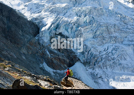 Les Marcheurs classique Haute Route de Chamonix à Zermatt dans les Alpes suisses, la Suisse, l'Europe Banque D'Images