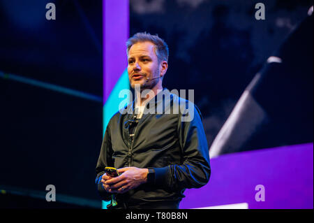 Amsterdam, Hollande du Nord, Pays-Bas. 9 mai, 2019. Michael Martin est perçu au cours de la conférence.La 14e édition de la conférence TNW a été inauguré à Amsterdam à l'NDSM, un hub créatif pour les artistes et les entrepreneurs. Sir John Hegarty est le fondateur de l'agence de publicité internationale Bartle Bogle Hegarty (BBH), qui a remporté tous les prix de la publicité possible et a été à la pointe de l'industrie depuis sa création en 1982. John a été chargé d'innombrables publicités ayant capturé le monde, pour des entreprises telles que Levi's et Audi. Avec lui était également Emma Harman, w Banque D'Images