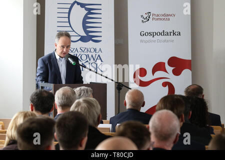 Gdansk, Pologne. 9 mai, 2019 Docteur Jaroslaw Och est vu au cours du débat de l'initiative des candidats dans la région de Poméranie à l'Union européenne élections au Parlement européen. Le débat a été organisé à Wyzsza Szkola Bankowa (WSB) Vadim Pacajev / Alamy Live News Banque D'Images