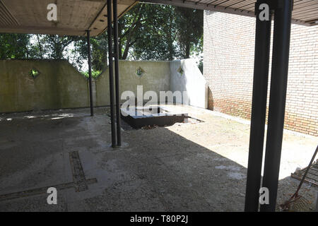 Venezia, Italie. 10 mai, 2019. La zone d'entrée du pavillon fermé du Venezuela sur le site du Giardini. L'exposition internationale d'art débute le 11.05.2019 et prend fin le 24.11.2019. Crédit : Felix Hörhager/dpa/Alamy Live News Banque D'Images