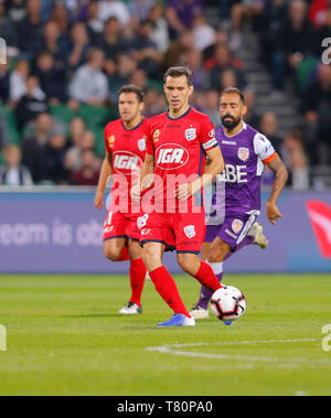 L'HBF Park, Perth, Australie. 10 mai, 2019. Une Ligue de football, demi-finale, Perth Glory versus Adelaide United ; Isaias d'Adelaide United passe le ballon par l'intermédiaire de crédit : milieu de terrain Plus Sport Action/Alamy Live News Banque D'Images