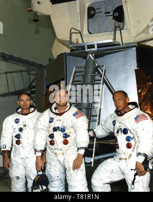 Apollo 11, le premier équipage avec maquette du module lunaire, 1969 Banque D'Images
