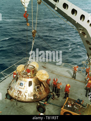 Apollo 11, récupération, 1969 Module de commande Banque D'Images
