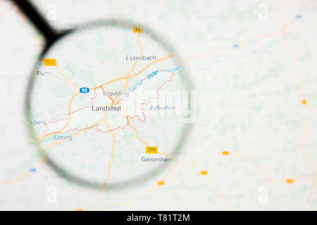 Ville de Landshut en Allemagne, Bavaria concept d'illustration de visualisation sur écran grâce au verre grossissant Banque D'Images