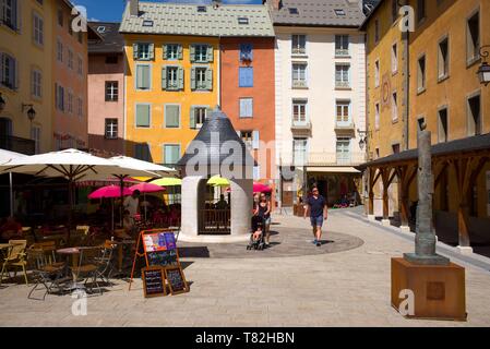 France, Hautes Alpes (05) Briançon, la place d'Armes Banque D'Images