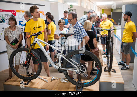 Journée portes ouvertes à la société de production CUBE vélo allemand Banque D'Images