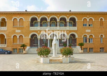 Nicosie, Chypre - 25 janvier 2019 : Palais de l'archevêque - résidence officielle et le bureau de l'archevêque de Chypre Banque D'Images