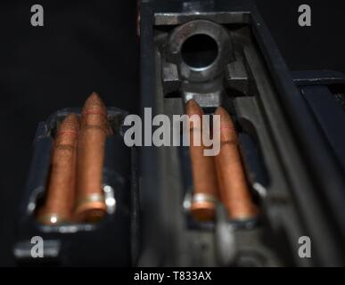 Gros plan du fusil semi-automatique tchécoslovaque légendaire. L'industrie militaire pendant la guerre froide s'est préparé pour la guerre avec l'Ouest, qui n'a pas eu lieu. Banque D'Images