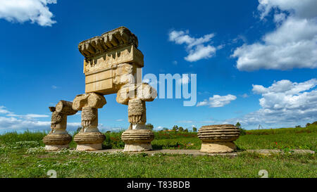 Parc de la zone urbaine, Zone Archéologique de Metaponto. Temple Ionique Banque D'Images