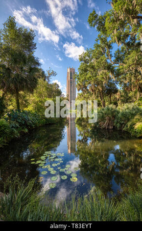 Les Jardins De La Tour Bok Bok également connu sous le nom de Mountain Lake Sanctuary et tour de chant dans les lacs du pays de Galles Comté de Polk en Floride aux États-Unis Banque D'Images