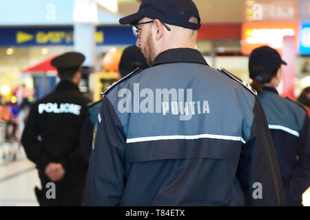 Des patrouilles de police mixte composé de République tchèque, slovaque, polonais, bulgare et roumain seront des agents de la protection de zones industrielles dans les régions de la République tchèque avec le plus de travailleurs étrangers, contribuant à maintenir l'ordre public et de réduire le crime, le ministre de l'intérieur Jan Hamacek (pas sur la photo) dit à Plzen (Pilsen), la République tchèque, le 10 mai 2019. (Photo/CTK Miroslav Chaloupka) Banque D'Images