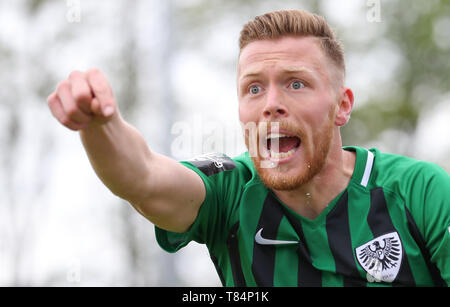 11 mai 2019, en Rhénanie du Nord-Westphalie, Münster : Soccer : 3e ligue, 37e journée, la Prusse Münster - Karlsruher SC dans le stade de Prusse. Münster Fabian Menig réagit. Photo : Friso Gentsch/dpa Banque D'Images