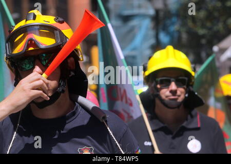 Malaga, Espagne. 11 mai 2019 - 11 mai 2019 (malaga ) Manifestation des pompiers de Malaga qui se sont concentrés sur les rues du centre-ville en raison de retards d'équipement pour la ville. Credit : Lorenzo Carnero/ZUMA/Alamy Fil Live News Banque D'Images