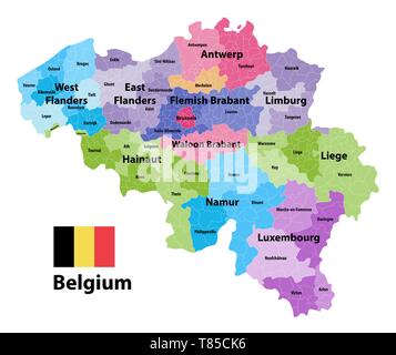 Belgique Carte montrant les provinces et municipalités (subdivisions administratives), coloré par arrondissements Illustration de Vecteur