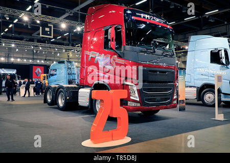 Helsinki, Finlande. 09 mai, 2019. Camions Volvo Volvo FH 25 année présente Édition spéciale sur Transport-Logistics 2019. Credit : Taina Sohlman/agefotostock Banque D'Images