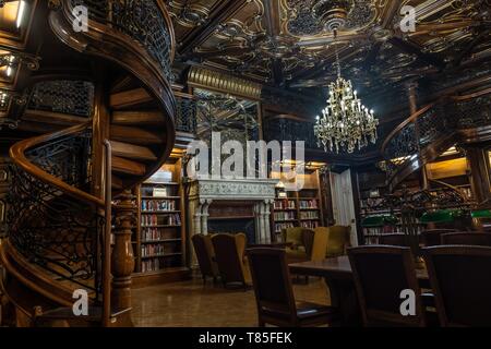 La plus belle bibliothèque de Budapest, Hongrie, la plus belle bibliothèque du monde, Fővárosi Szabó Ervin Könyvtár. Banque D'Images