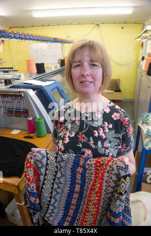 Dans l'usine Laurence Odie Knitwear dans le village de Hoswick Shetland qui produisent des pulls pour les maisons de mode dans le monde entier Banque D'Images