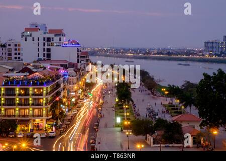 Cambodge, Phnom Penh, Sisowath riverside, le long de la rivière Bassac Banque D'Images