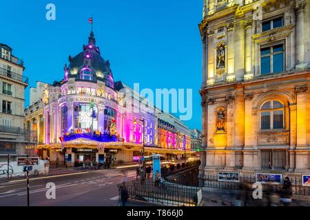 France, Paris, l'hôtel de ville Bazar (BHV) pendant les vacances de Noël Banque D'Images