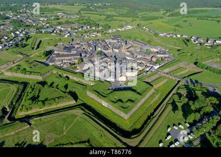 La France, de l'Ardennes, la citadelle de Rocroi fortifiée par Vauban (vue aérienne) Banque D'Images