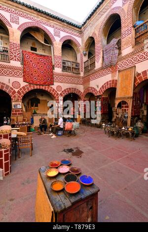 Le Maroc, Haut Atlas, Marrakech, ville impériale, médina classée au Patrimoine Mondial de l'UNESCO, souks, Fondouk Alamri Banque D'Images