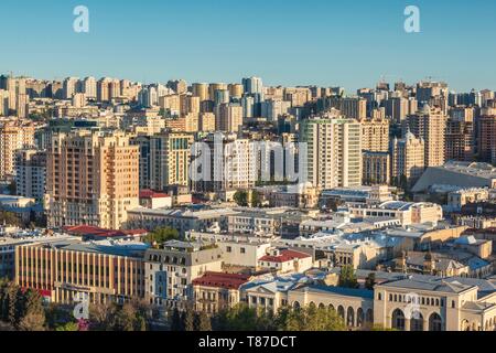 L'Azerbaïdjan, Bakou, high angle des toits du centre de Bakou, l'aube Banque D'Images