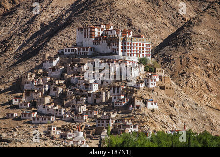 Chemre gompa monastère bouddhiste au Ladakh, Inde Banque D'Images