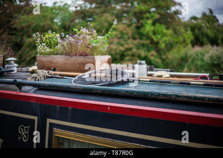 Bateau canal vert à Aynho Quai en UK Banque D'Images