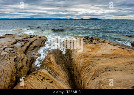 Falaises peintes, Maria Island, Tasmanie Banque D'Images