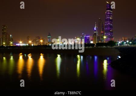 Koweït tour lumineuse Banque D'Images