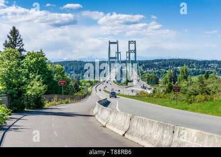 Deux ponts de suspension connu sous le pont Narrows à Tacoma, Washington. Banque D'Images