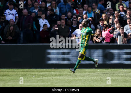 Rotterdam, Pays-Bas. 12 mai, 2019. ROTTERDAM , Pays-Bas , 12-05-2019 , Stade de football De Kuip , néerlandais , Saison 2018/2019 Eredivisie , , Feyenoord - ADO La Haye , ADO La Haye player Sheraldo Becker fête son but pendant le match : Crédit Photos Pro/Alamy Live News Banque D'Images