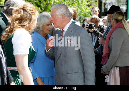 Glonn, Deutschland. 10 mai, 2019. La duchesse Camilla et le Prince Charles visite de la British Royal sur la ferme biologique Herrmannsdorfer. Landwerkstatten Glonn, 10.05.2019 | Conditions de crédit dans le monde entier : dpa/Alamy Live News Banque D'Images