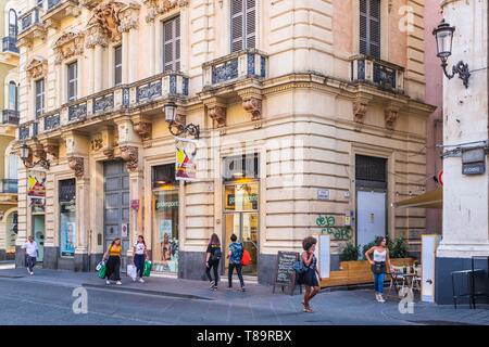 L'Italie, la Sicile, Catane, ville baroque classé Patrimoine Mondial de l'UNESCO, le Palazzo del Grado dans la Via Etnea, la rue principale du centre historique Banque D'Images