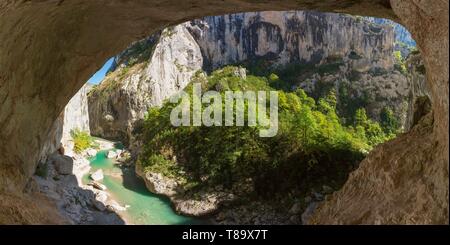 France, Alpes de Haute-Provence, Parc Naturel Régional du Verdon, le Grand Canyon du Verdon, le Verdon à l'entrée du couloir Samson, de la sentier Blanc-Martel sur le GR4 Banque D'Images