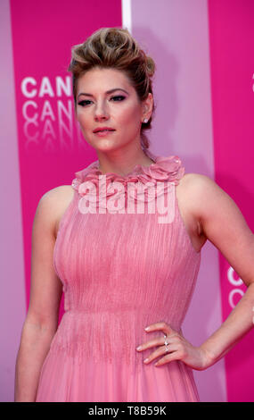 2e Festival International Series Canneseries - Cérémonie de clôture avec Katheryn Winnick Arrivées : où : Cannes, France Quand : 10 Avr 2019 Crédit : Pat Denton/WENN.com Banque D'Images