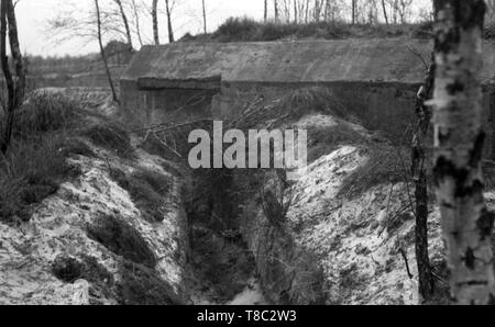 2. Weltkrieg in Europa - Bunker im Gebrauch der deutschen Wehrmacht // 2ème Guerre Mondiale en Europe - Bunker utilisé par l'Armée de Germisay / / Wehrmacht Heer Banque D'Images