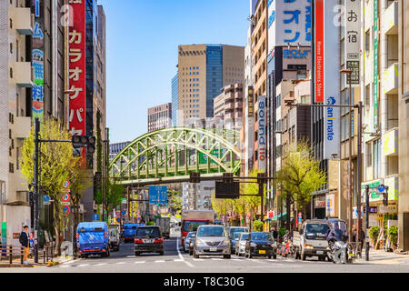 9 avril 2019 : Tokyo, Japon - quartier Akihabara, autrement connu sous le nom de Electric City, bien connu pour les ordinateurs, les jeux vidéo et électroniques, la tra Banque D'Images