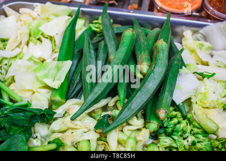 Mélange de légumes bouillis, de la vapeur de légumes pour régime hypocalorique diététique. Banque D'Images