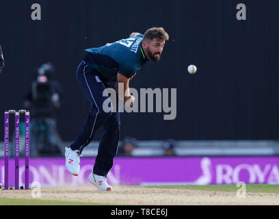 SOUTHAMPTON, Angleterre. 11 MAI 2019 : Liam Plunkett d'Angleterre bowling au cours de la l'Angleterre v Pakistan, 2e Royal London Insurance International un jour match de cricket international. à l'Ageas Bowl Crédit : Mitchell Gunn/ESPA-Images/Alamy Live News Banque D'Images