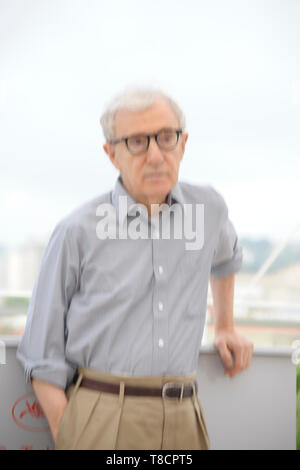 Woody Allen participant à la Photocall pour Cafe Society au Festivel de Cannes 5 Mai 2016 Banque D'Images