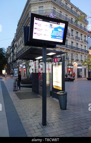 Dijon, Tramway, Place Darcy Banque D'Images