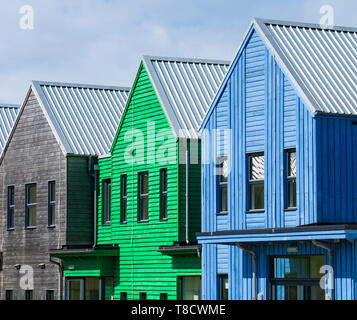 Le Inn at John O' Groats architecture moderne et coloré de hôtel à John O'Groats sur Côte Nord 500 route panoramiques en voiture dans le nord de l'Ecosse, Royaume-Uni Banque D'Images