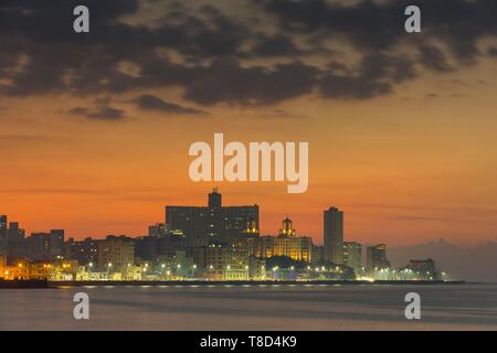 Cuba, La Havane, district de Habana Vieja classée au Patrimoine Mondial de l'UNESCO, le Malecon de Vedado Banque D'Images