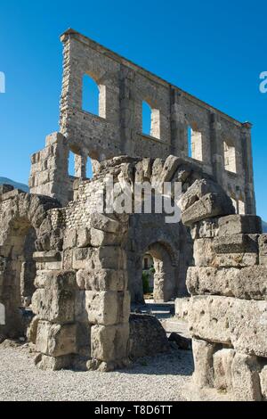 L'Italie, vallée d'Aoste, la ville d'Aoste, les ruines du théâtre romain Banque D'Images